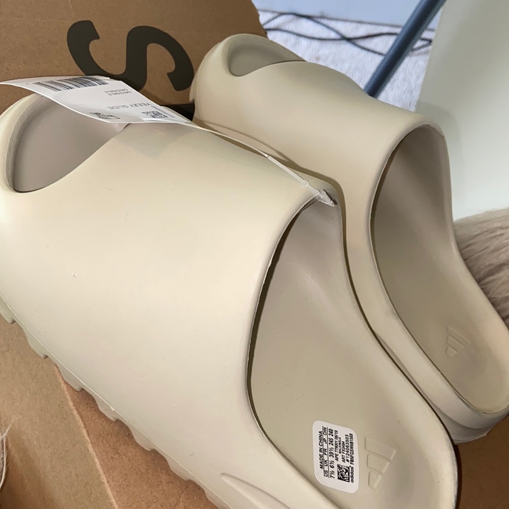 yeezy slides by adidas